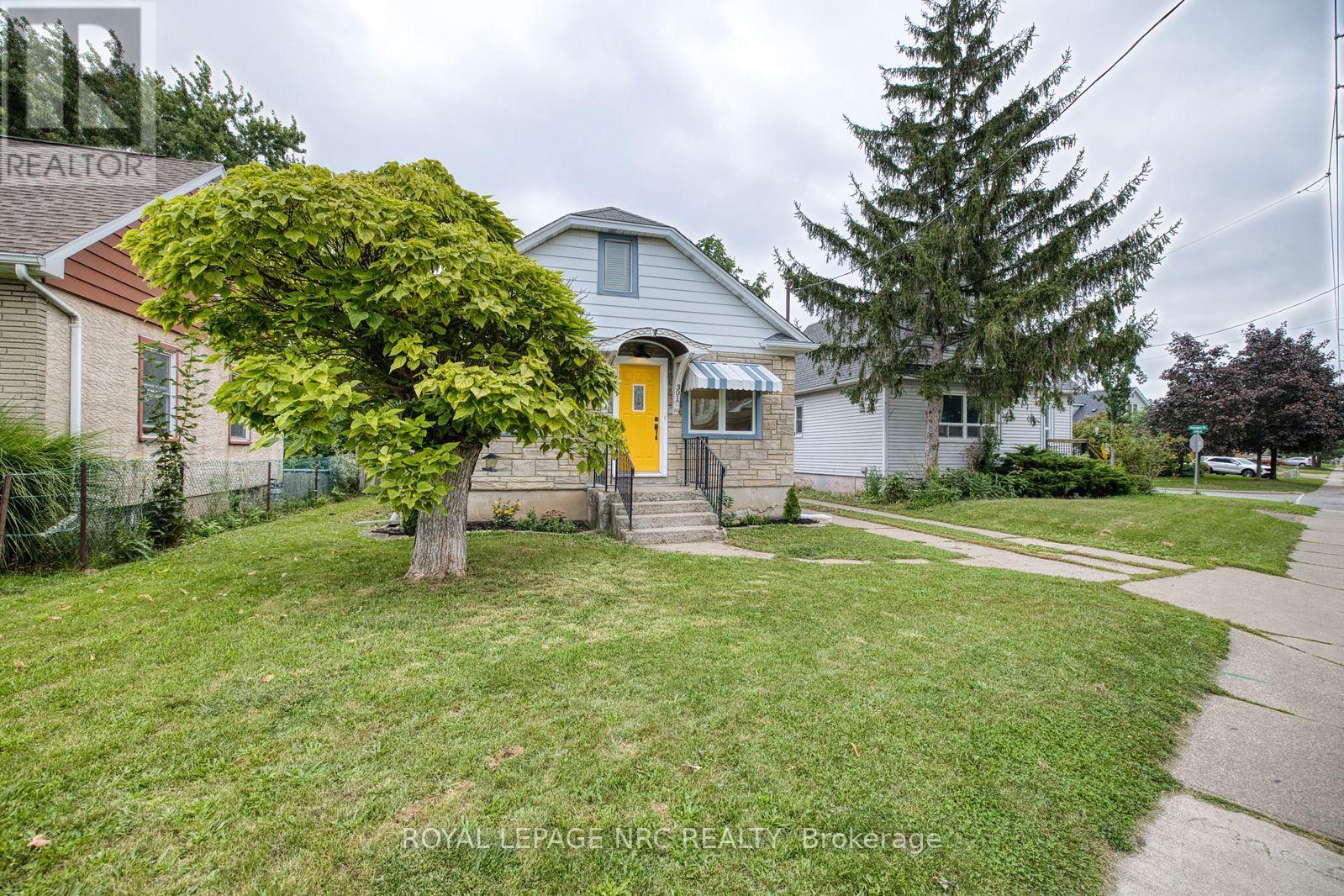 301 CARLTON STREET, St. Catharines, Ontario