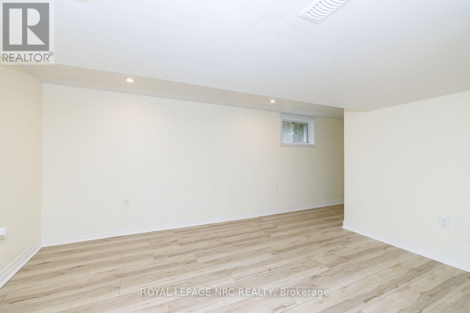 301 Carlton Street, St. Catharines, Ontario  L2N 1C1 - Photo 18 - X13812434