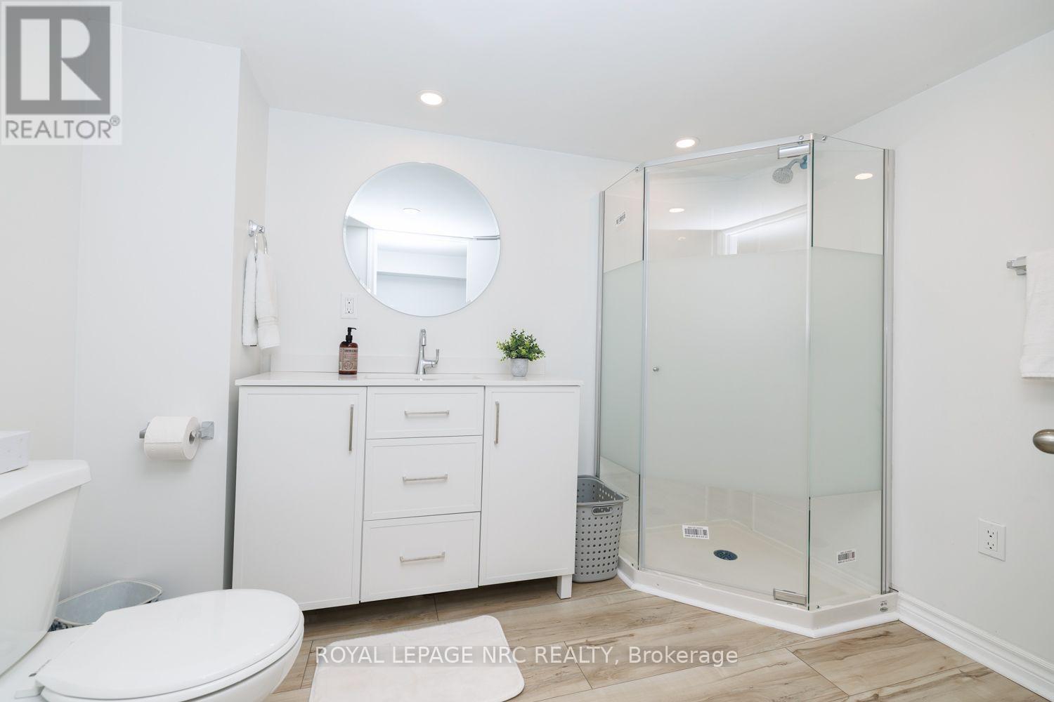 301 Carlton Street, St. Catharines, Ontario  L2N 1C1 - Photo 20 - X13812434