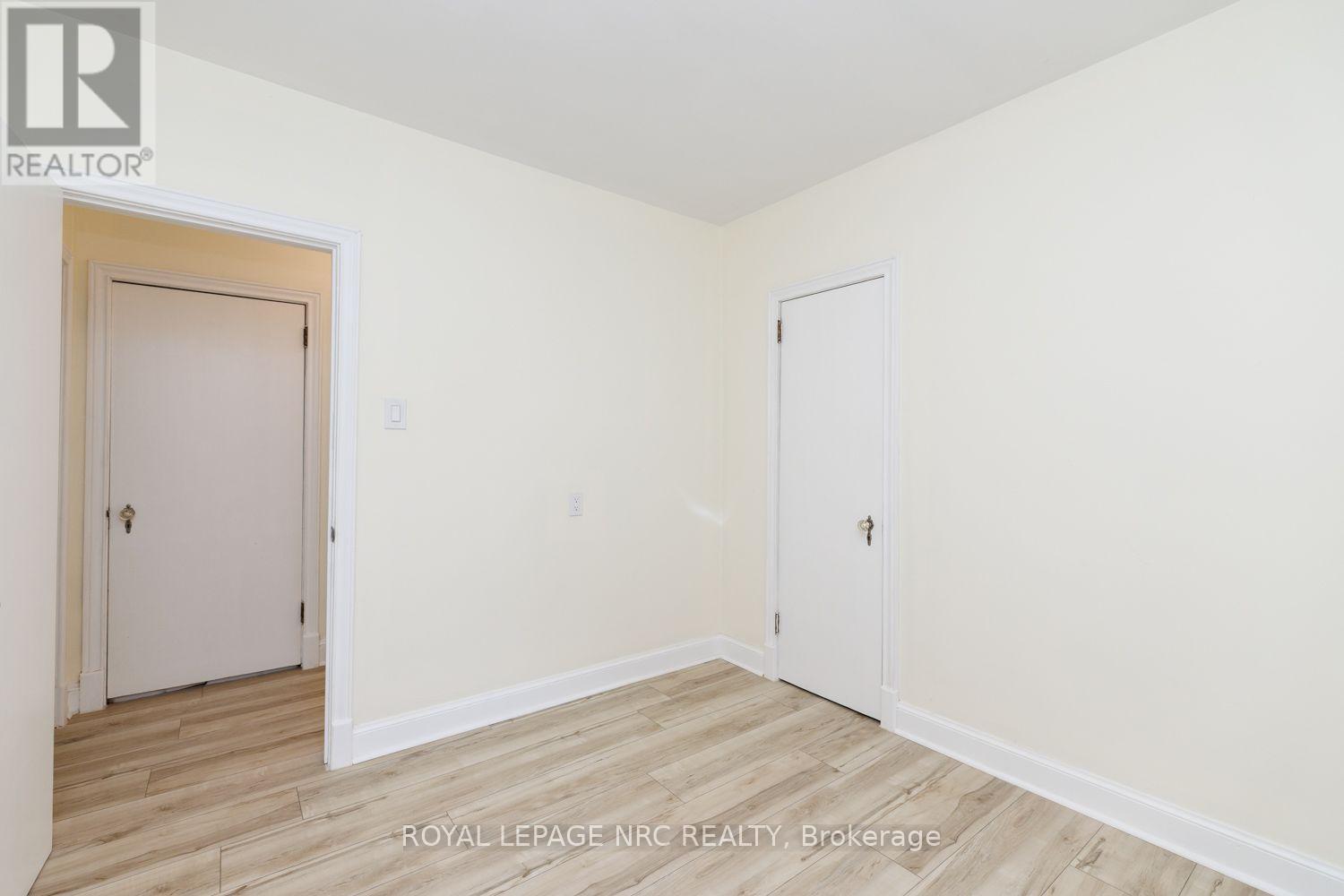 301 Carlton Street, St. Catharines, Ontario  L2N 1C1 - Photo 24 - X13812434