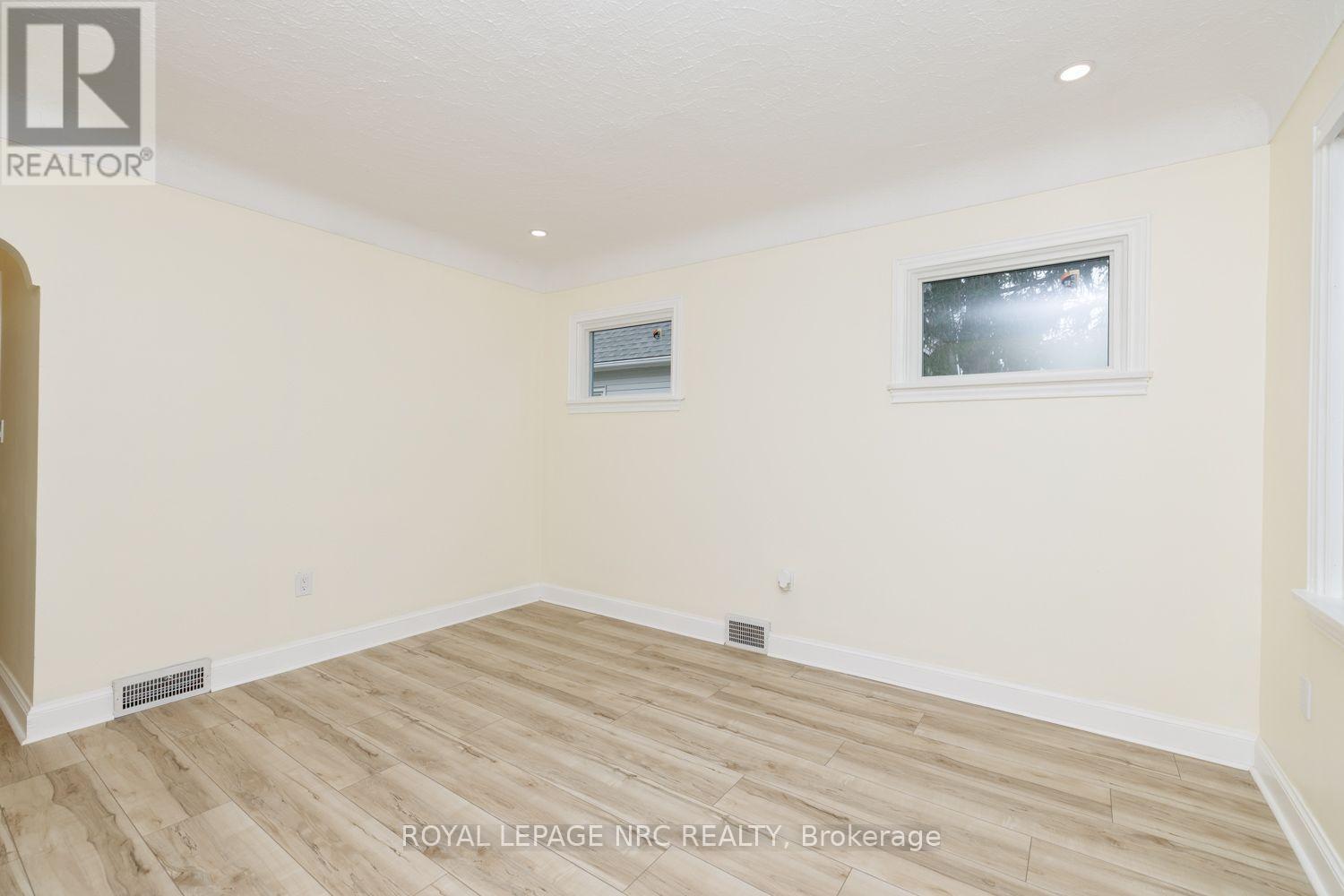 301 Carlton Street, St. Catharines, Ontario  L2N 1C1 - Photo 27 - X13812434