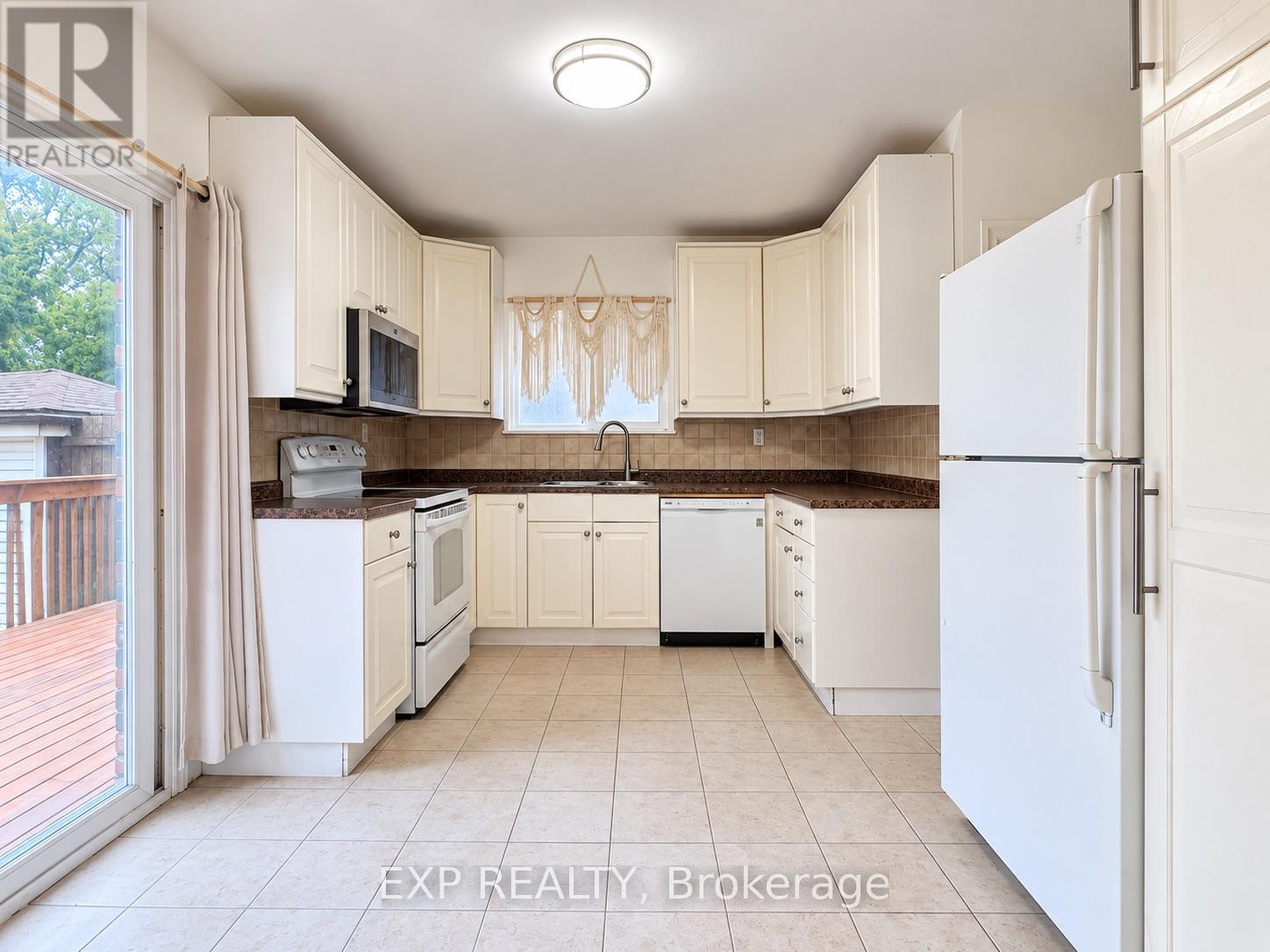 4883 Simcoe Street, Niagara Falls, Ontario  L2E 1V8 - Photo 13 - X13812722