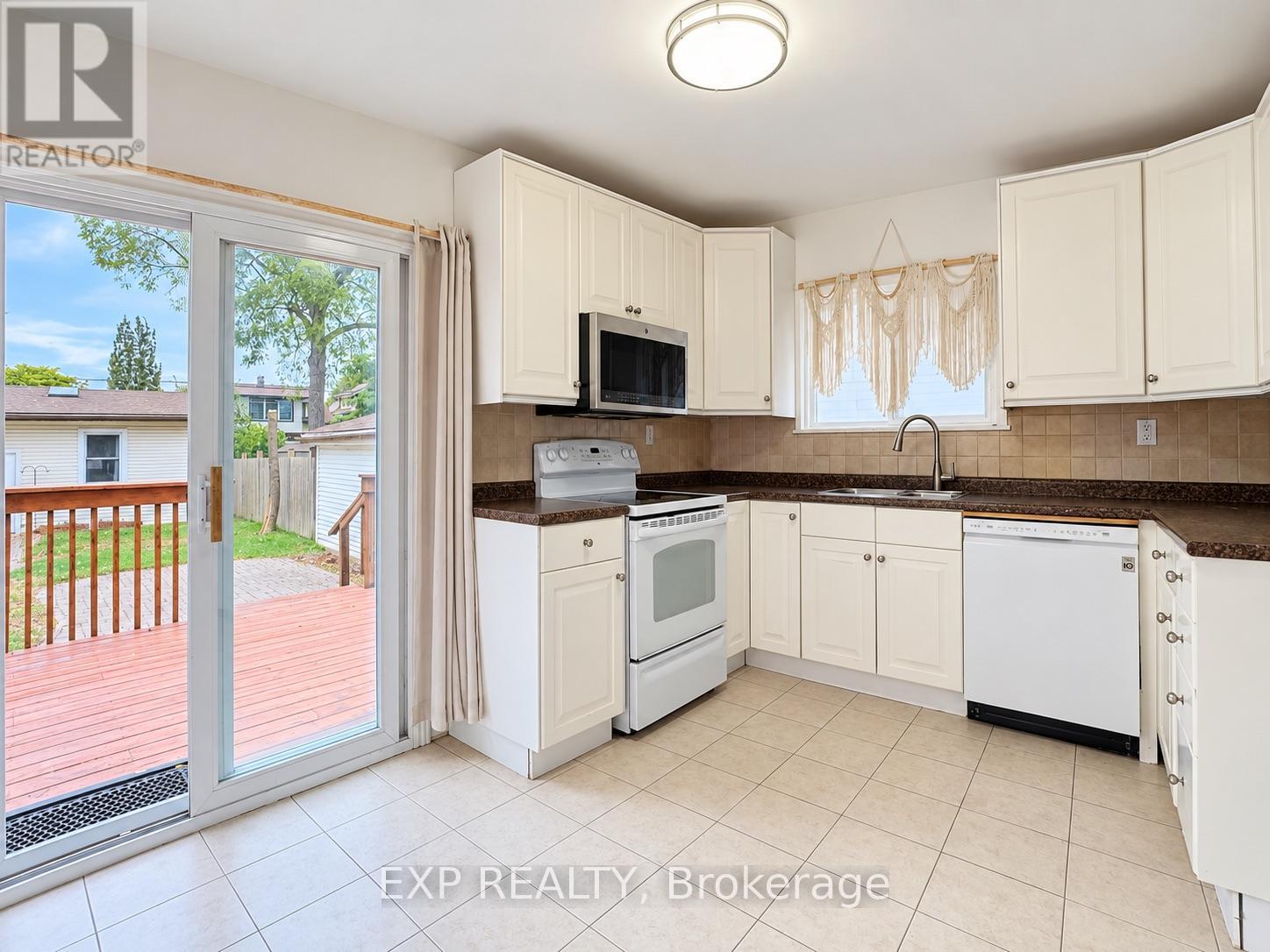 4883 Simcoe Street, Niagara Falls, Ontario  L2E 1V8 - Photo 14 - X13812722