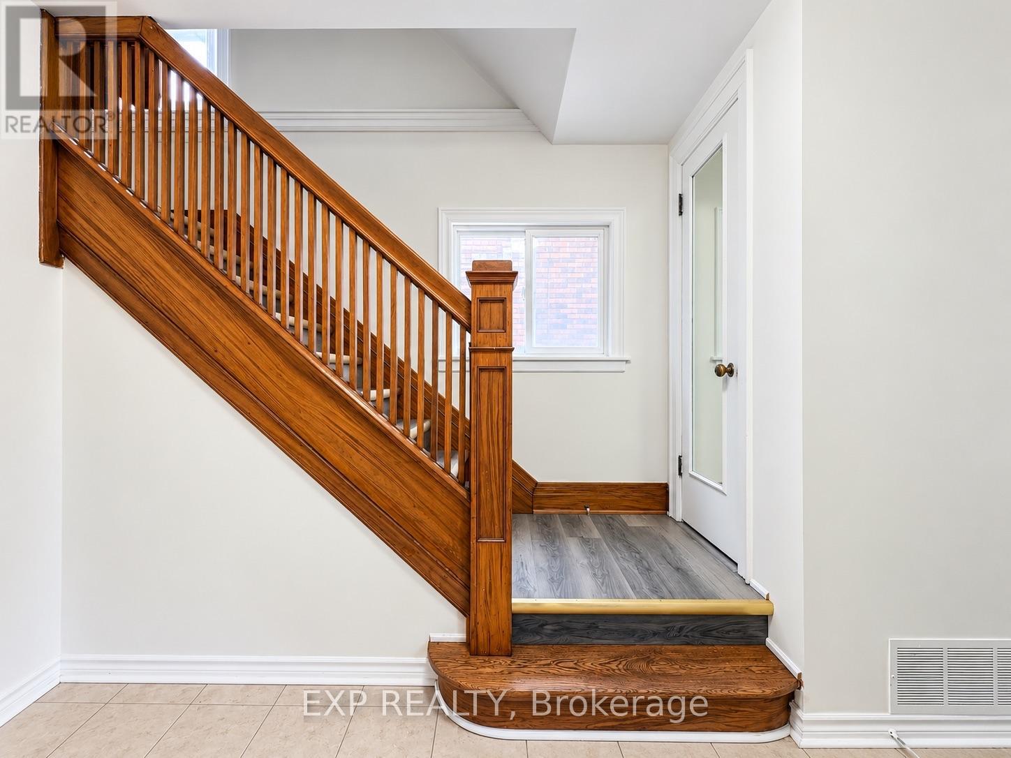 4883 Simcoe Street, Niagara Falls, Ontario  L2E 1V8 - Photo 18 - X13812722