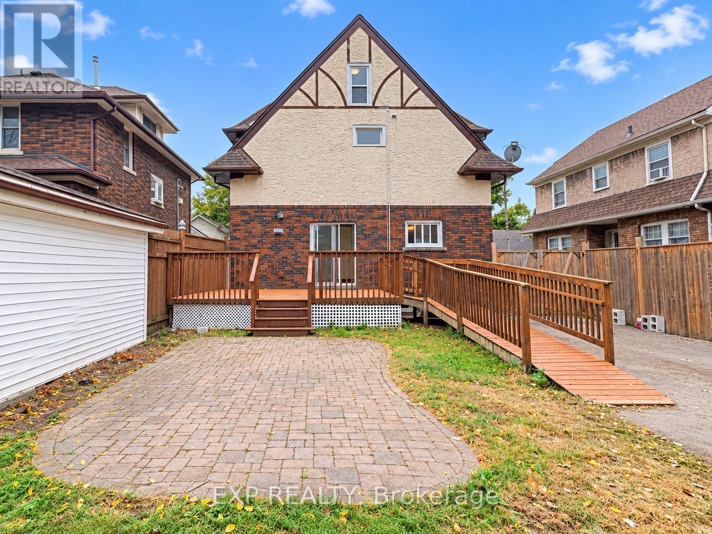 4883 Simcoe Street, Niagara Falls, Ontario  L2E 1V8 - Photo 2 - X13812722