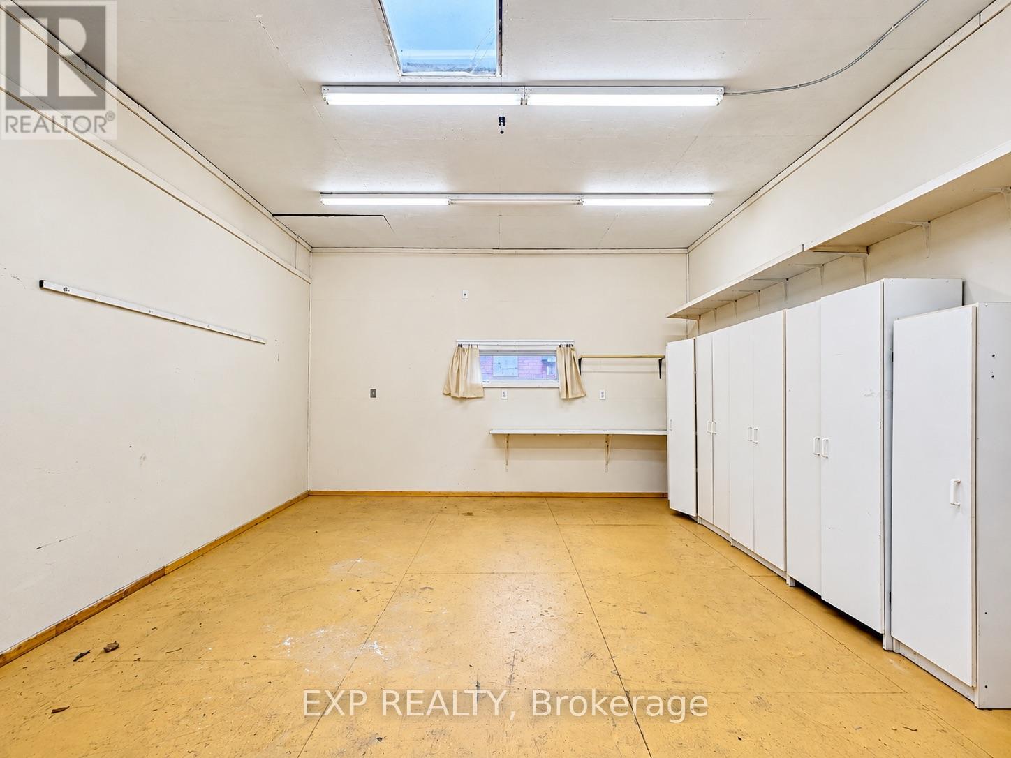 4883 Simcoe Street, Niagara Falls, Ontario  L2E 1V8 - Photo 35 - X13812722