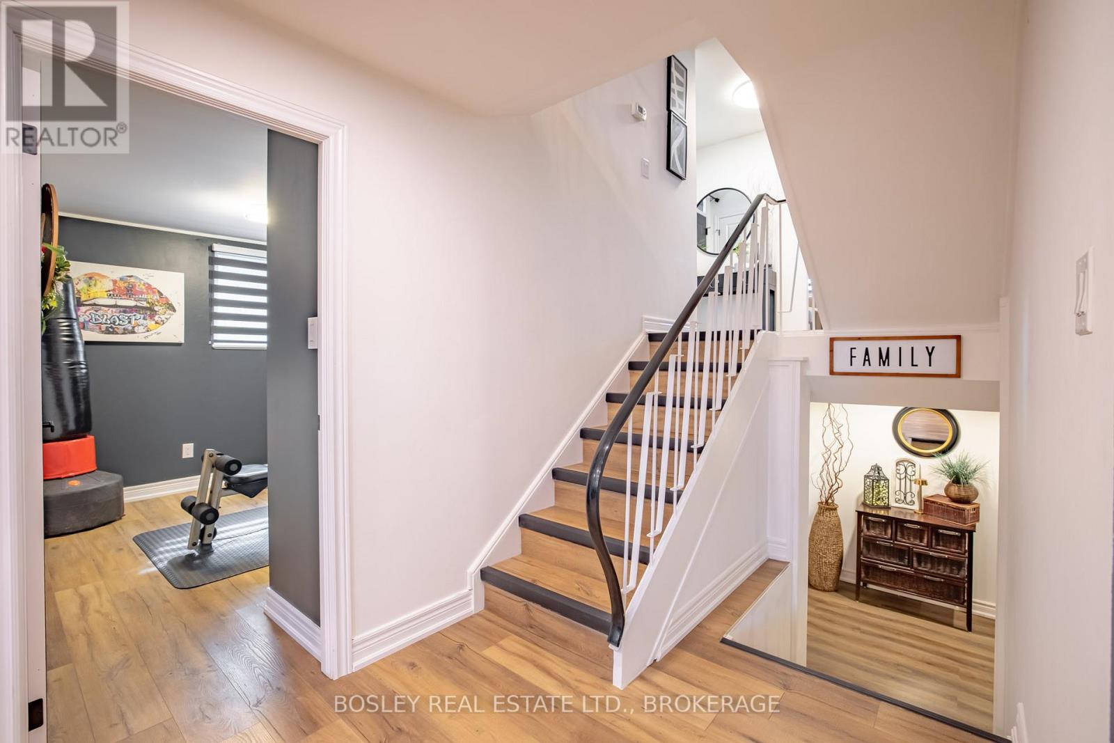 4148 Dorchester Road, Niagara Falls, Ontario  L2E 6N2 - Photo 23 - X13812824
