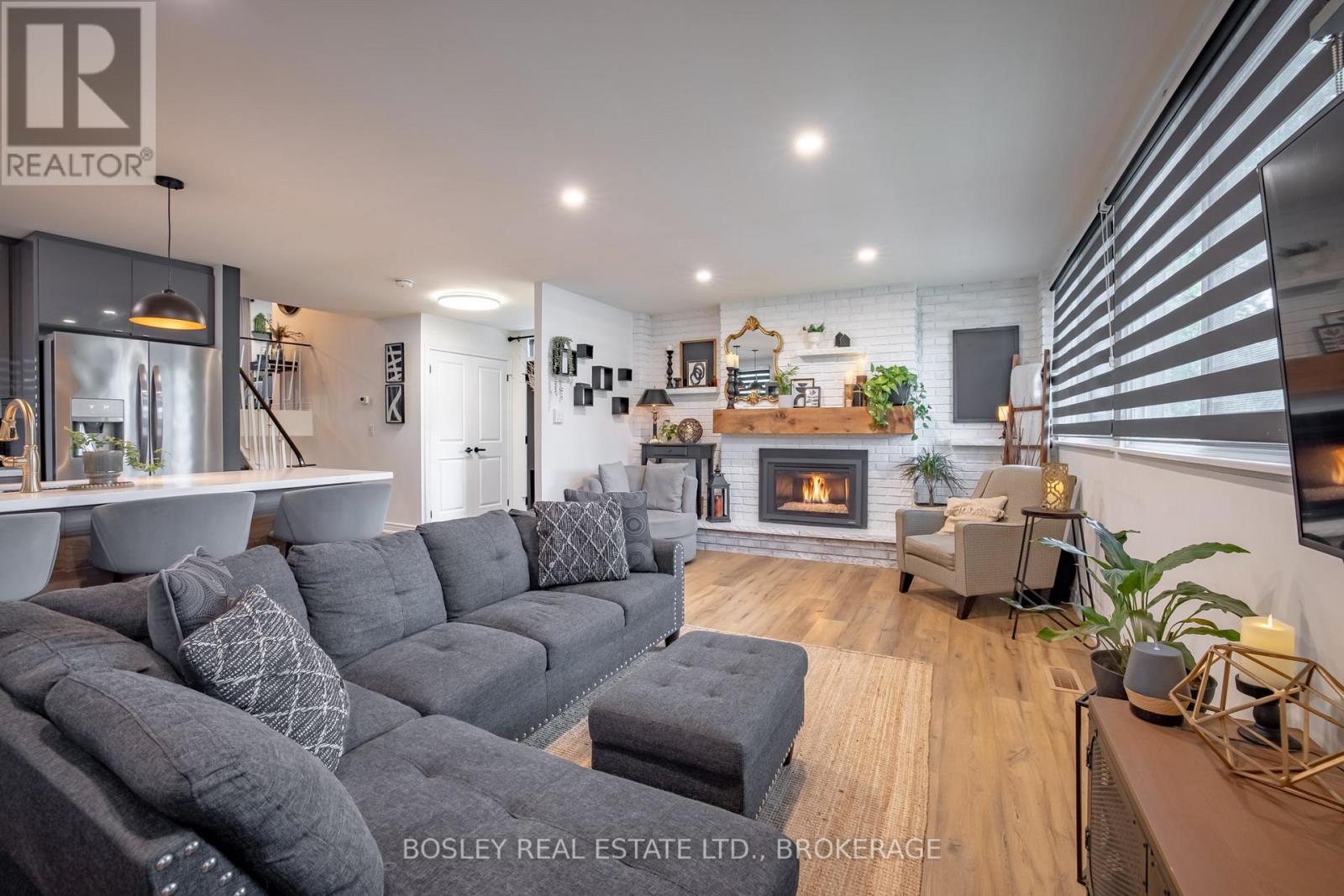 4148 Dorchester Road, Niagara Falls, Ontario  L2E 6N2 - Photo 6 - X13812824