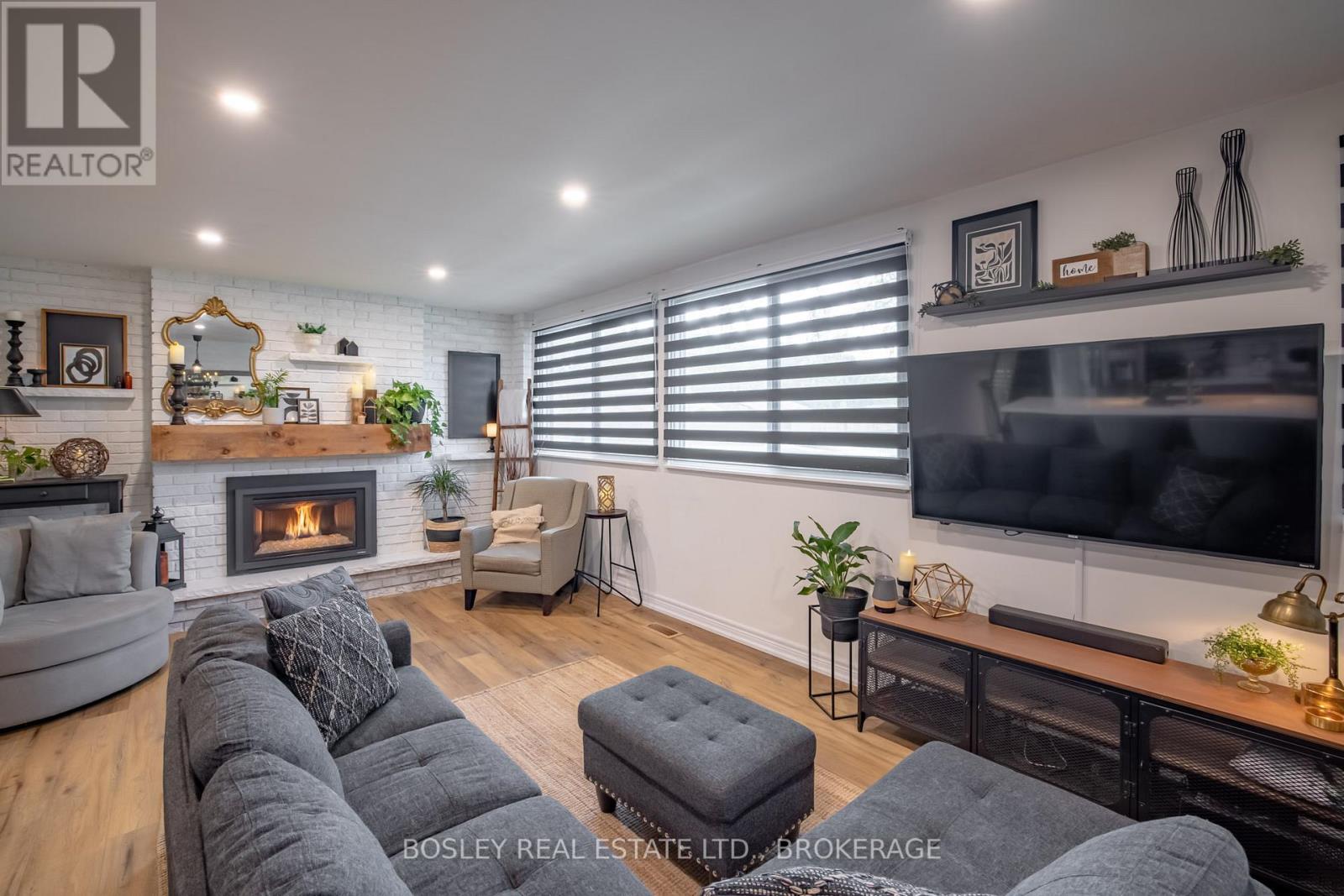 4148 Dorchester Road, Niagara Falls, Ontario  L2E 6N2 - Photo 8 - X13812824