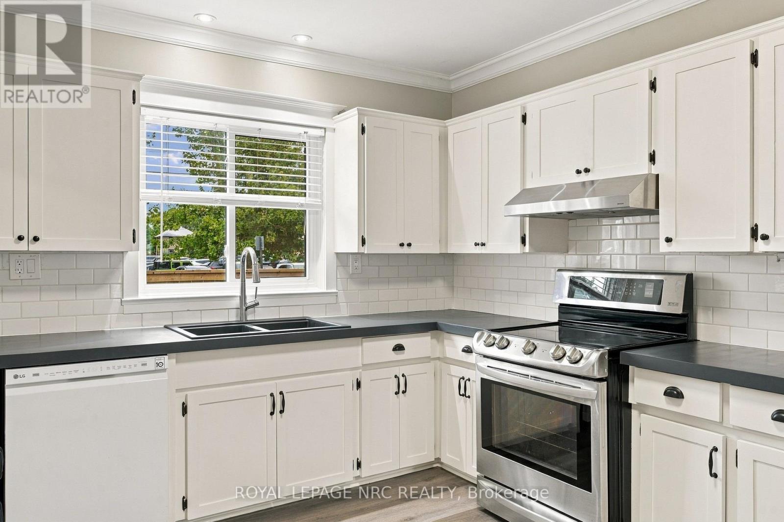 78 Henry Street, St. Catharines, Ontario  L2R 5V2 - Photo 19 - X13813996