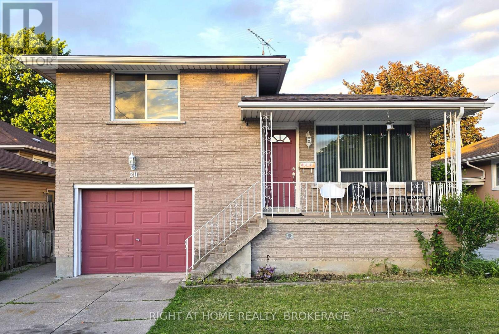 20 Augusta Avenue, St. Catharines, Ontario  L2M 5R2 - Photo 11 - X13814146