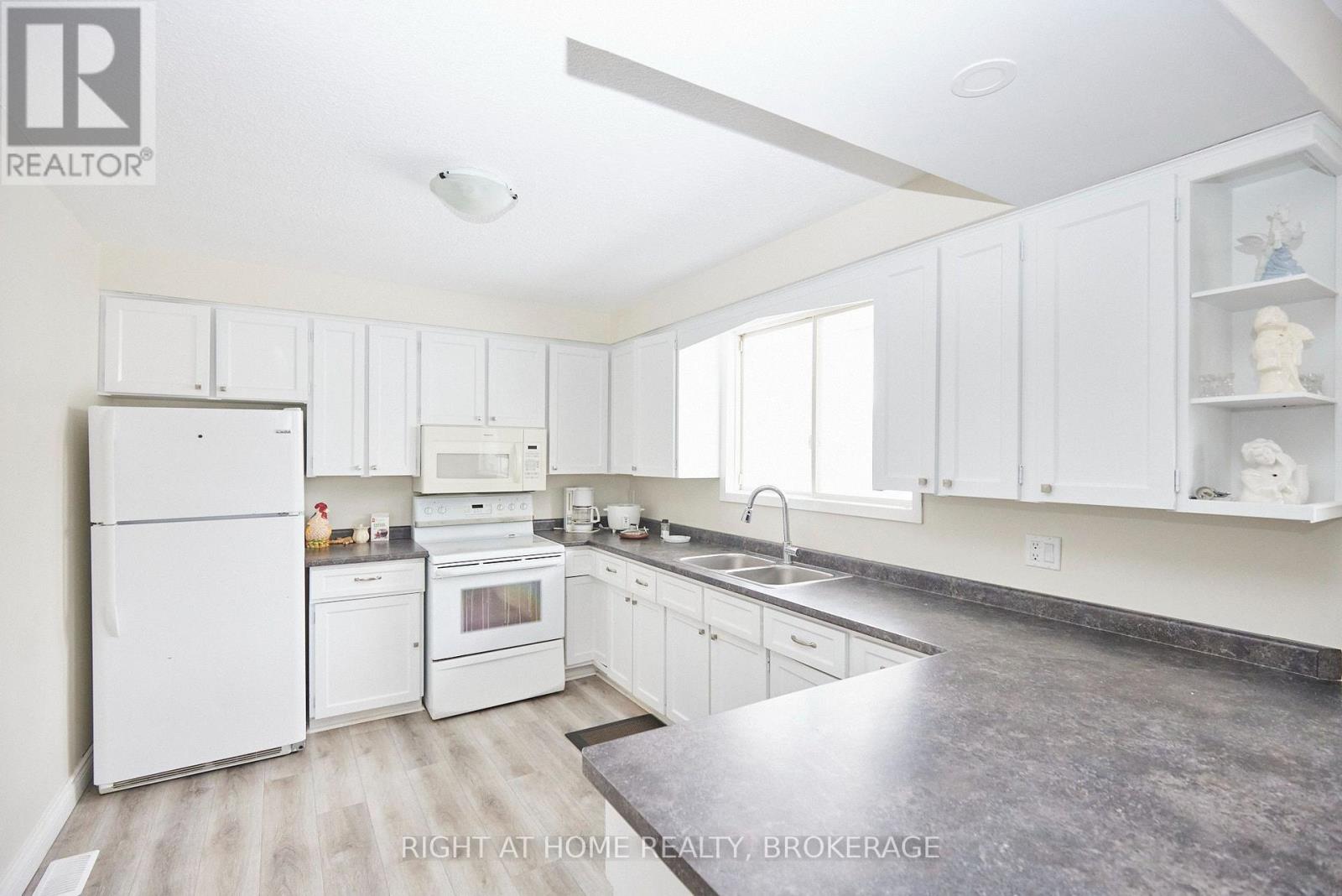 20 Augusta Avenue, St. Catharines, Ontario  L2M 5R2 - Photo 18 - X13814146