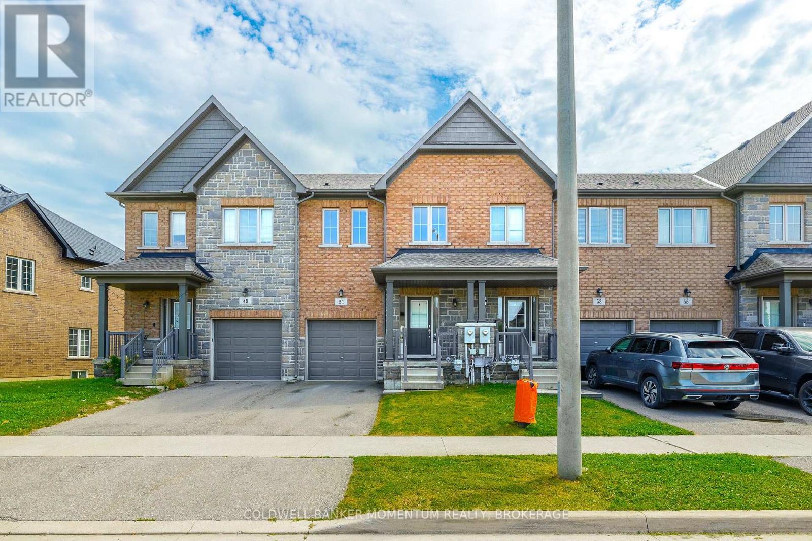 51 Sunset Way, Thorold, Ontario  L2V 0C7 - Photo 2 - X13815392
