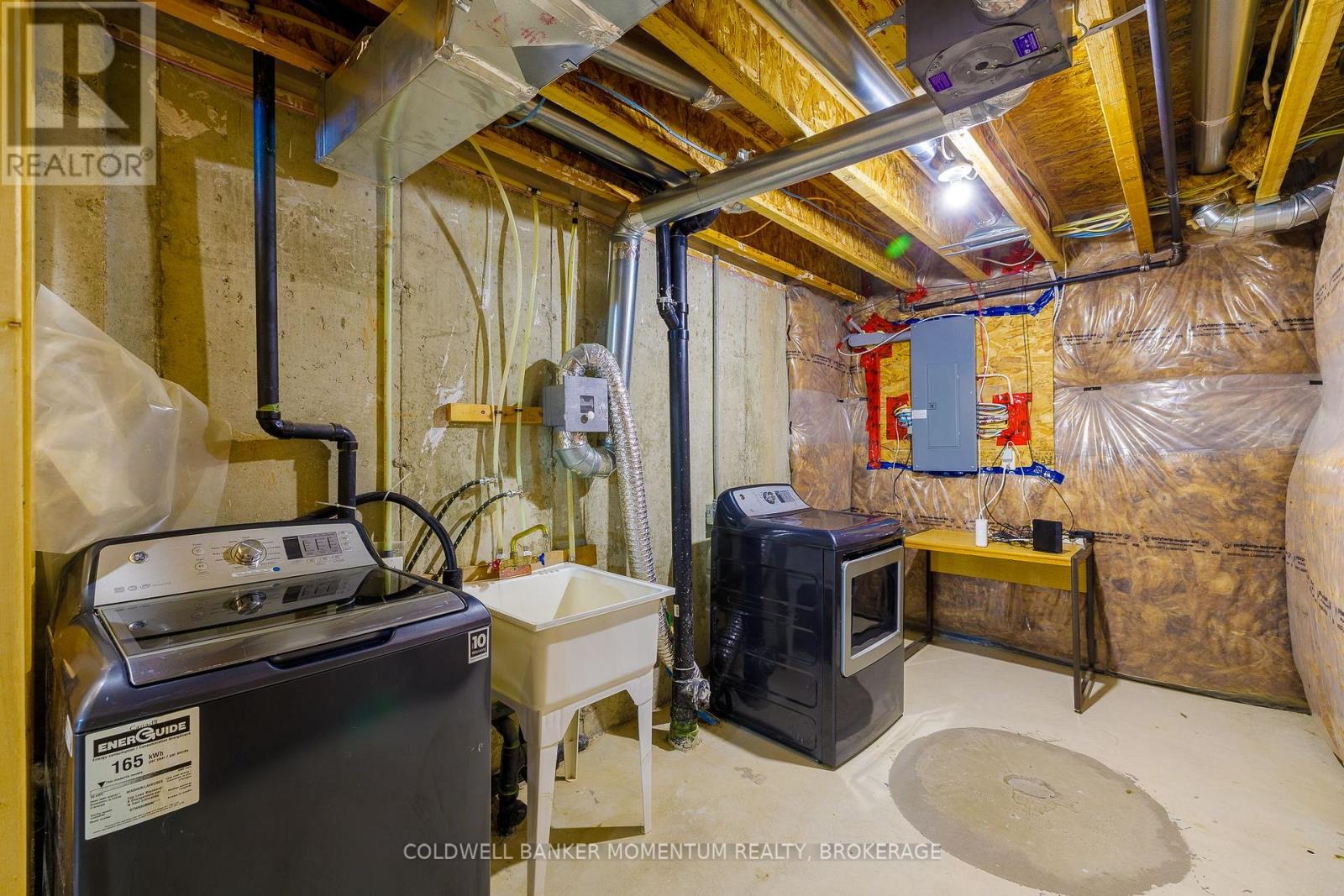 51 Sunset Way, Thorold, Ontario  L2V 0C7 - Photo 20 - X13815392
