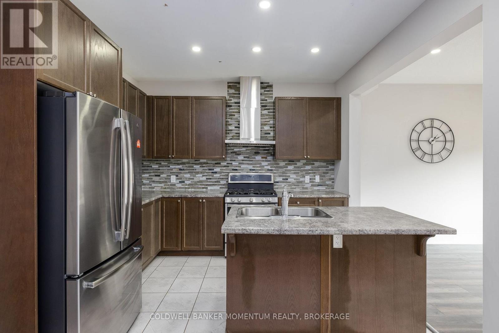 51 Sunset Way, Thorold, Ontario  L2V 0C7 - Photo 9 - X13815392