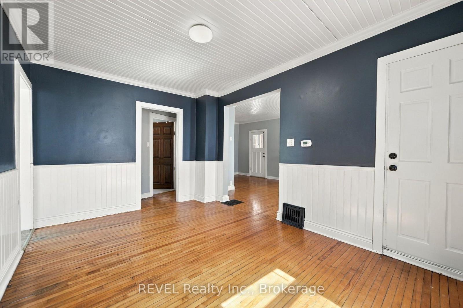 61 Patricia Street, Thorold, Ontario  L2V 3V9 - Photo 13 - X13815868
