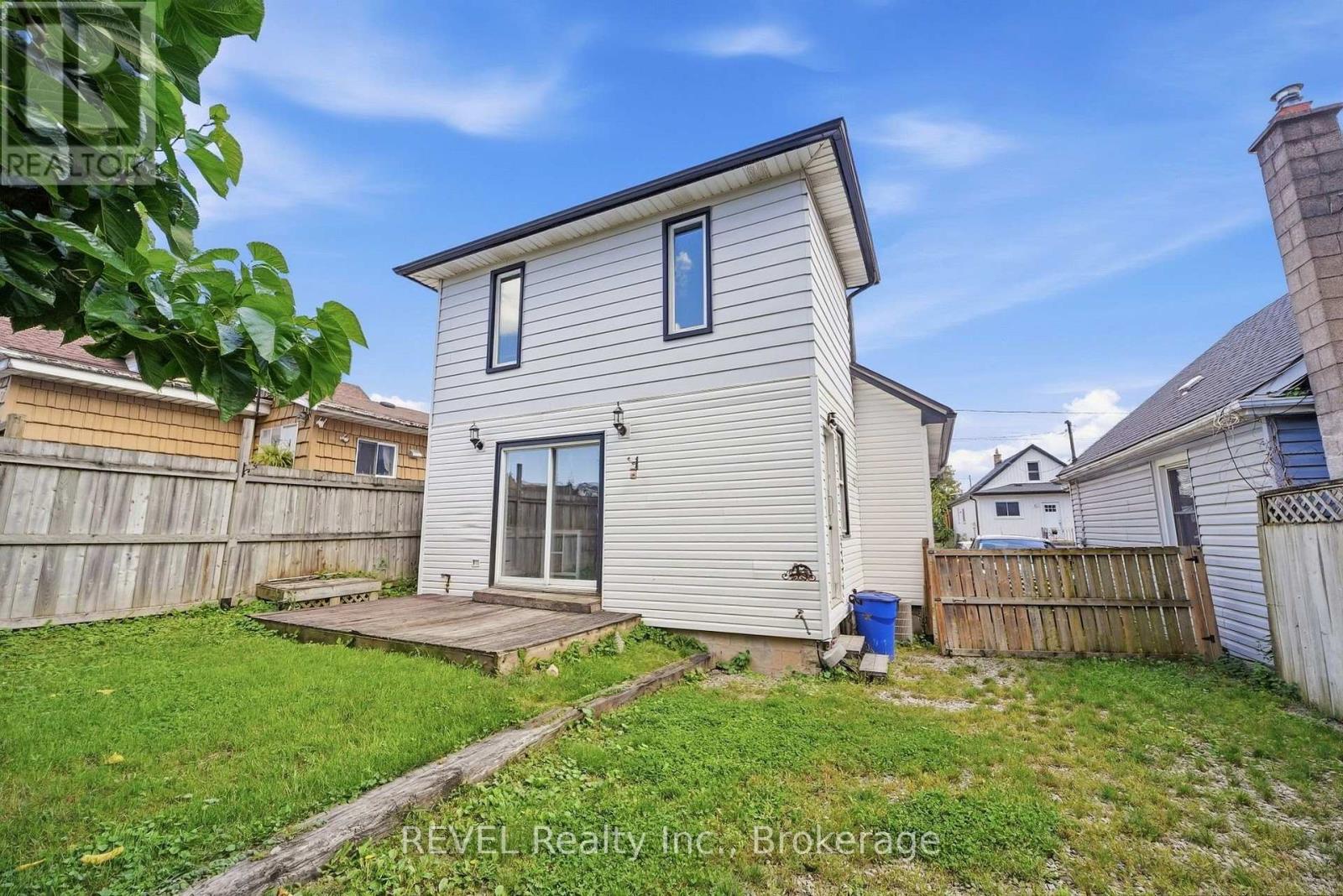 61 Patricia Street, Thorold, Ontario  L2V 3V9 - Photo 30 - X13815868