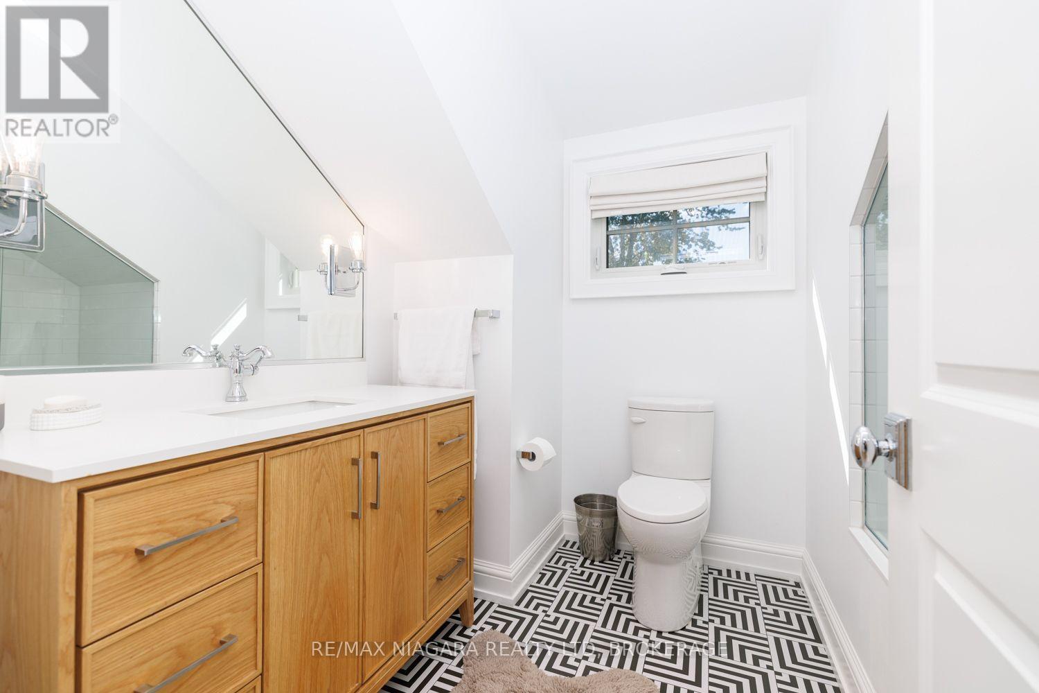 313 Beechwood Avenue W, Fort Erie, Ontario  L0S 1B0 - Photo 30 - X13816278