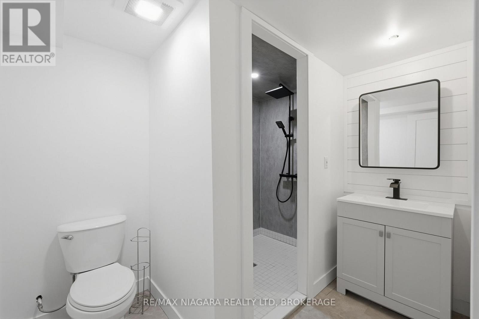 8 Dixie Avenue, Niagara-On-The-Lake, Ontario  L0S 1J0 - Photo 29 - X13816670