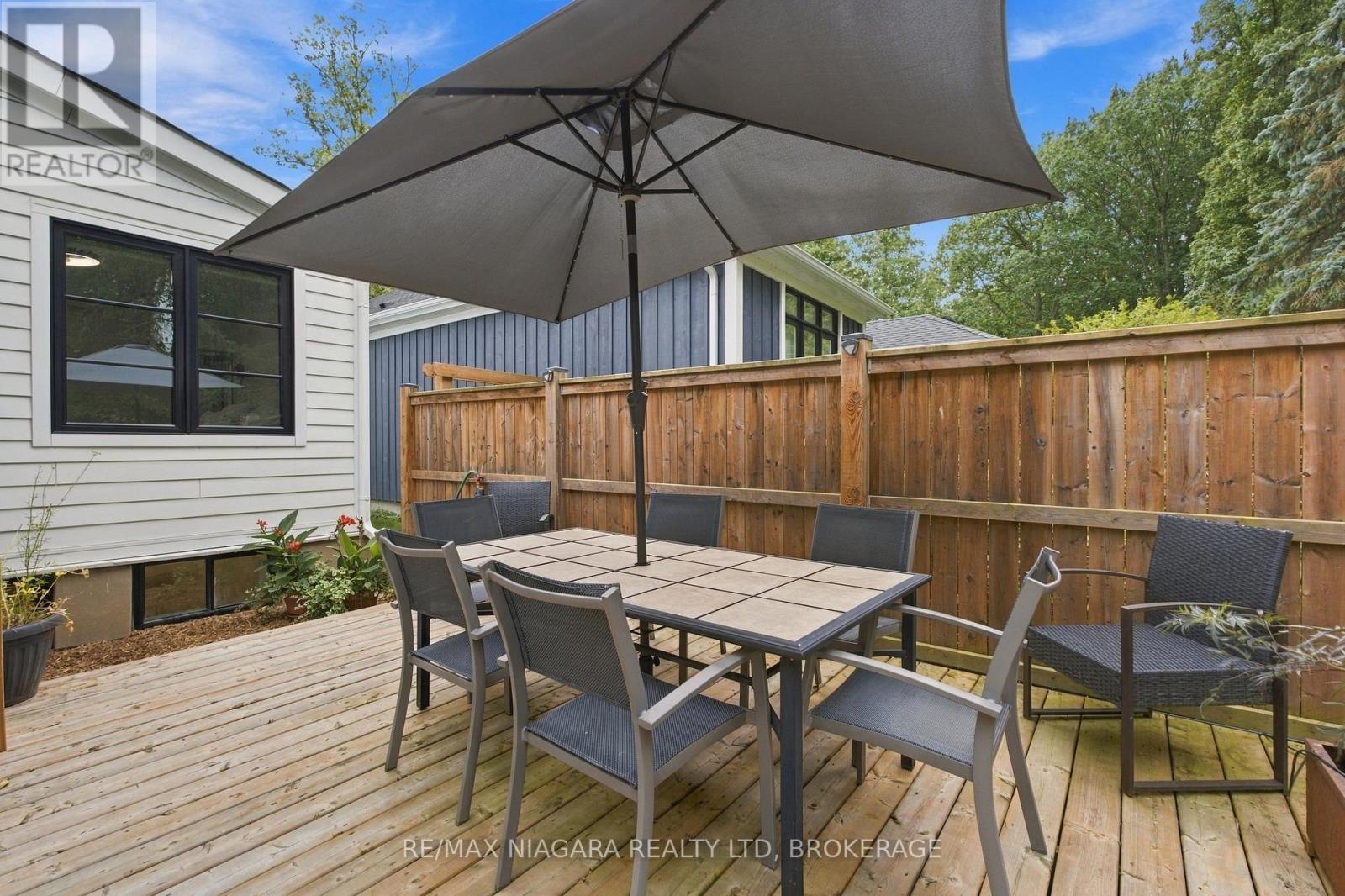 8 Dixie Avenue, Niagara-On-The-Lake, Ontario  L0S 1J0 - Photo 31 - X13816670
