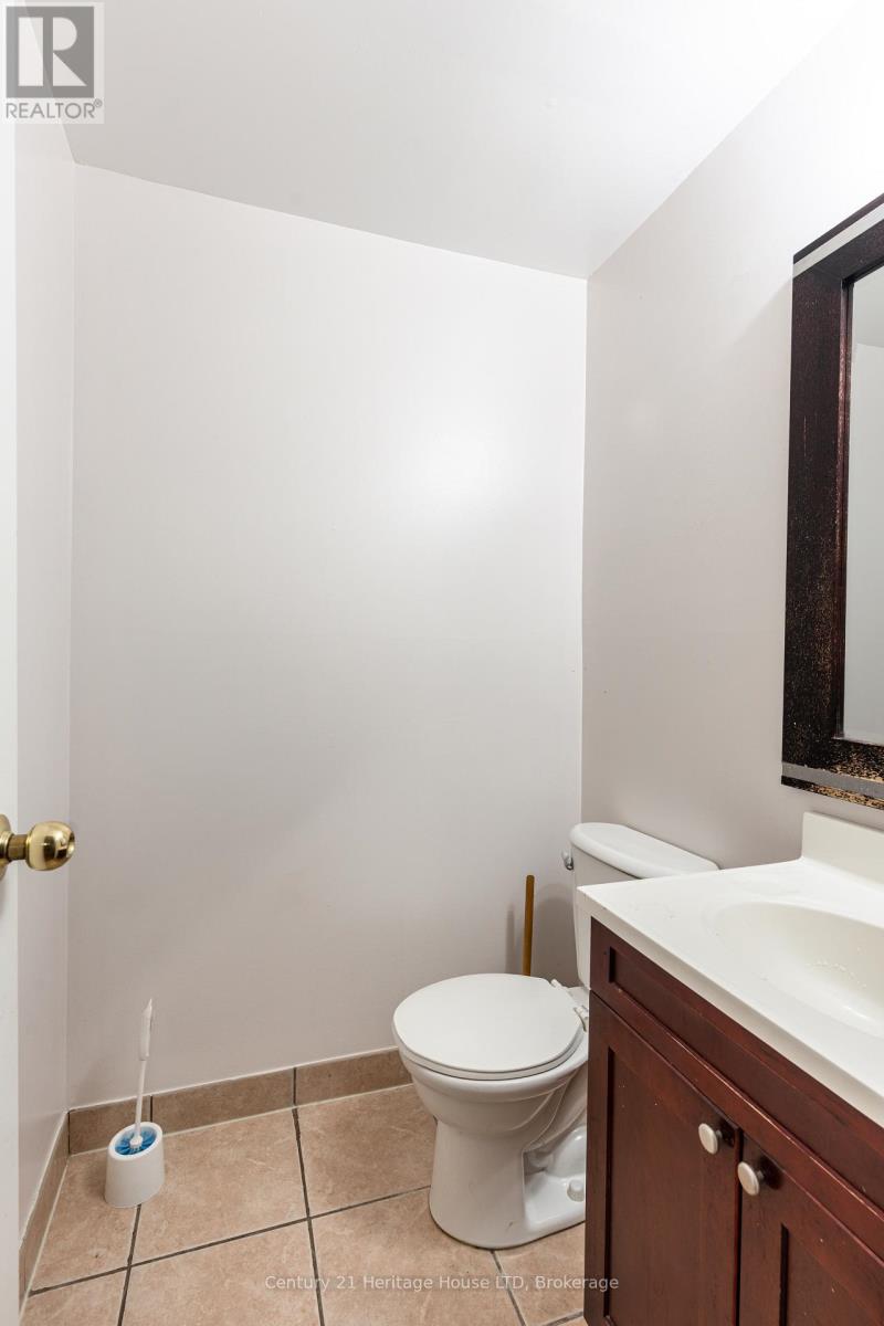 542 First Avenue N, Welland, Ontario  L3C 1Z3 - Photo 18 - X13816742