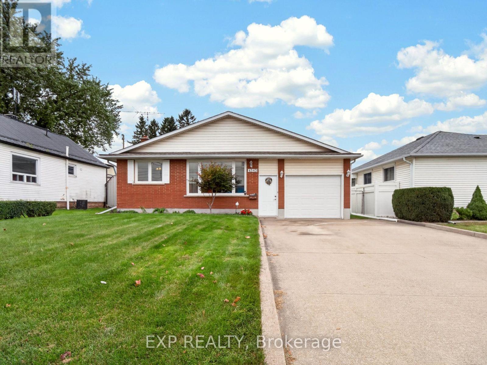 4543 MONTROSE ROAD, Niagara Falls, Ontario