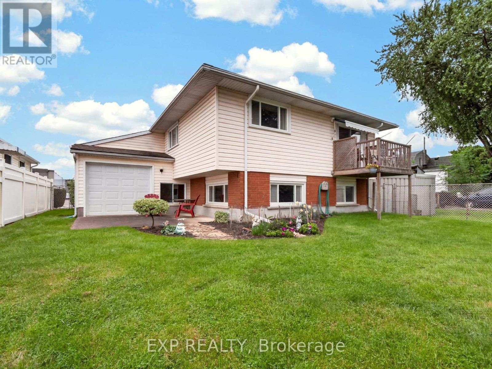 4543 Montrose Road, Niagara Falls, Ontario  L2H 1K1 - Photo 4 - X13817636