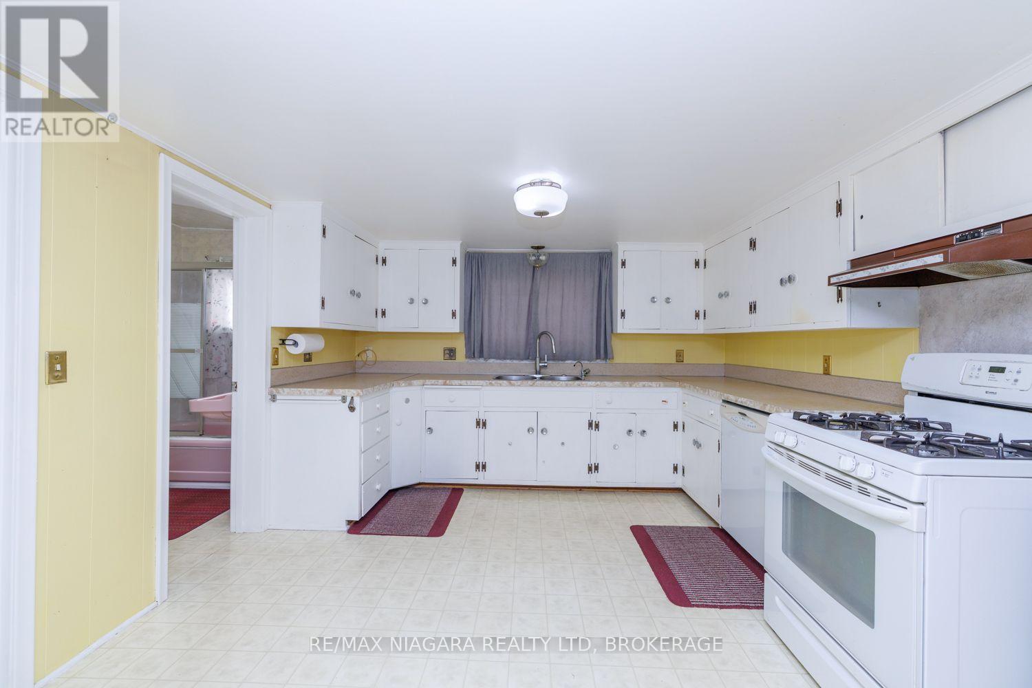 304 Jarvis Street, Fort Erie, Ontario  L2A 2S8 - Photo 7 - X13818466