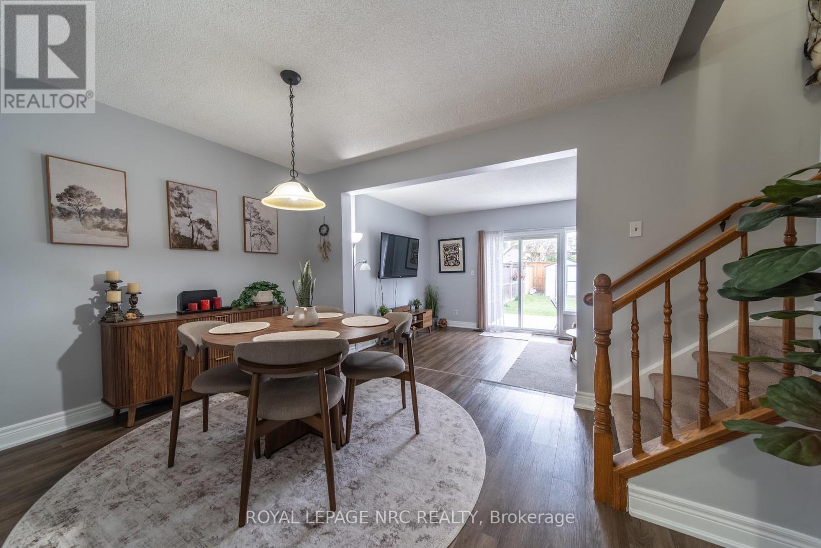 6073 Wildrose Crescent, Niagara Falls, Ontario  L2G 7T2 - Photo 4 - X13818568