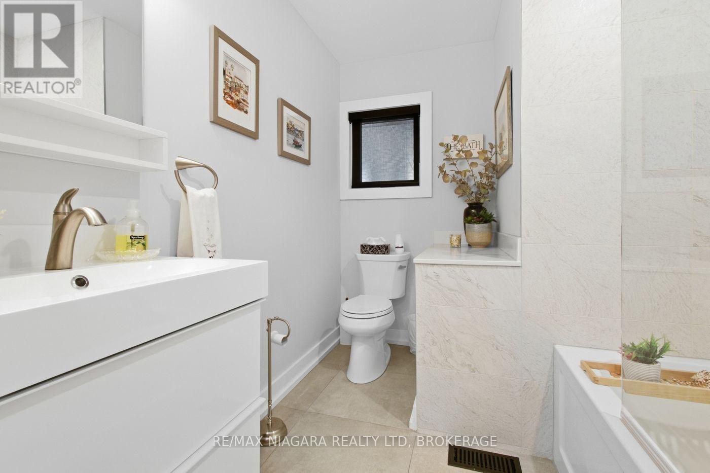 9 Bishops Road, St. Catharines, Ontario  L2M 1T8 - Photo 30 - X13820108