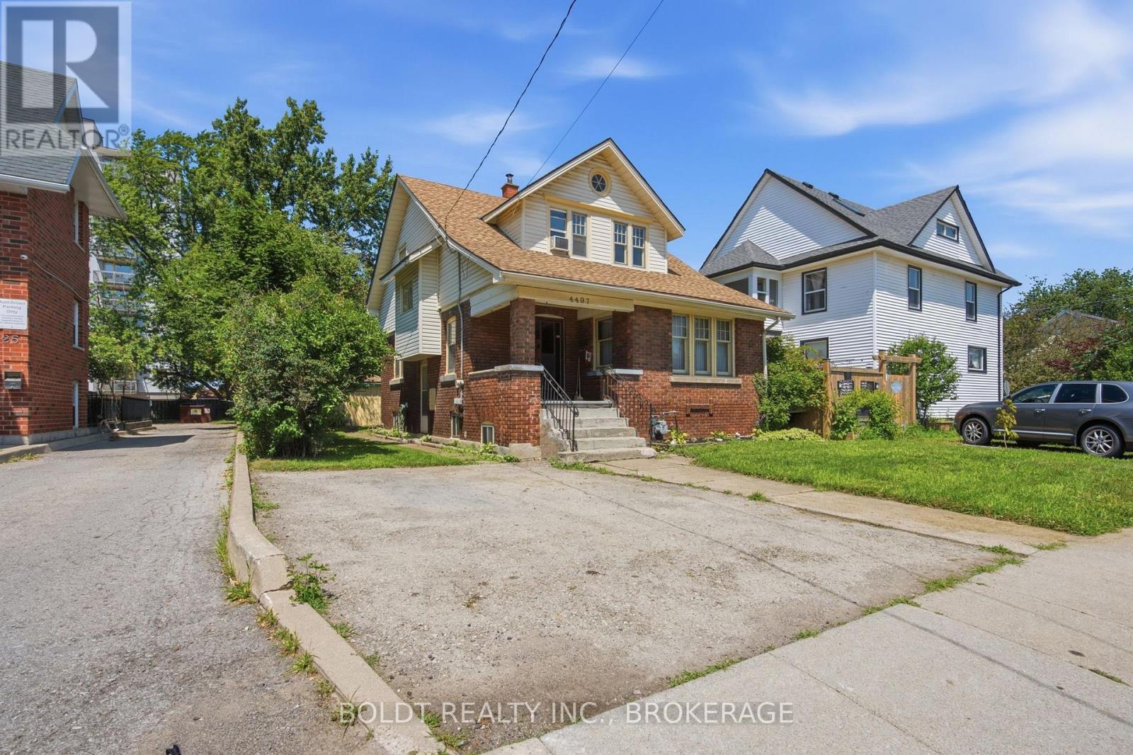 4497 MORRISON STREET, Niagara Falls, Ontario