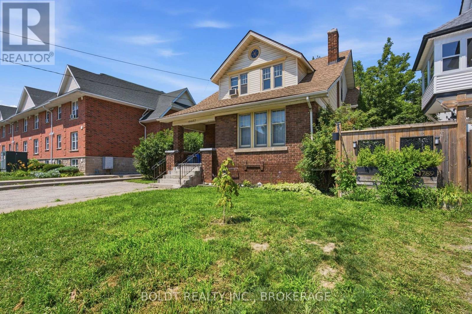 4497 Morrison Street, Niagara Falls, Ontario  L2E 2B6 - Photo 2 - X13820308