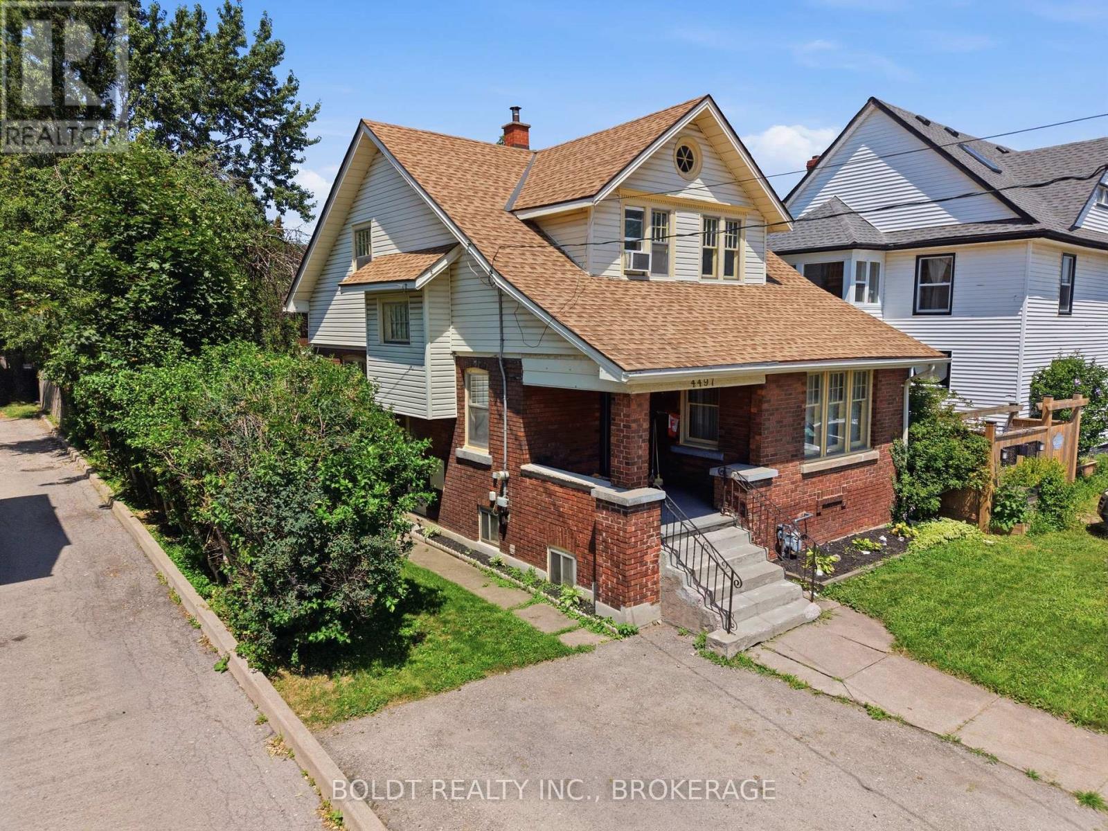 4497 Morrison Street, Niagara Falls, Ontario  L2E 2B6 - Photo 4 - X13820308