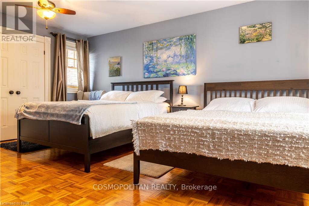 Primary Bedroom - 3800 Bridgewater Street, Niagara Falls, Ontario  L2G 6H4 - Photo 5 - X13820836
