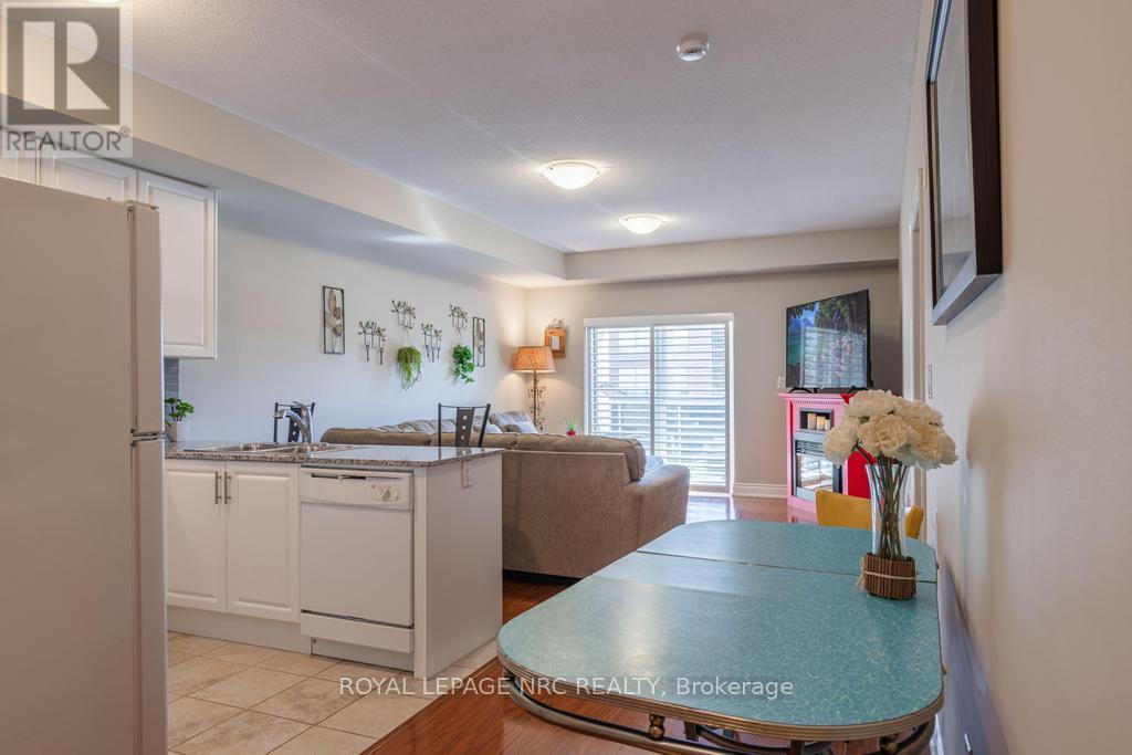 220 - 8111 Forest Glen Drive, Niagara Falls, Ontario  L2H 2Y7 - Photo 3 - X13821244