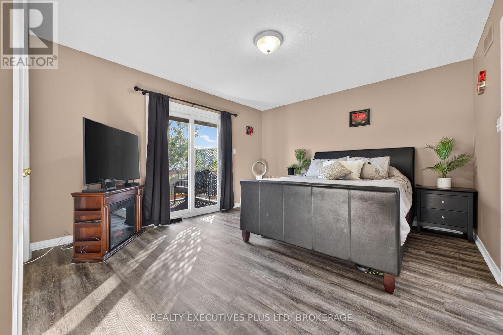 7802 Sabine Drive, Niagara Falls, Ontario  L2H 3E4 - Photo 18 - X13821444