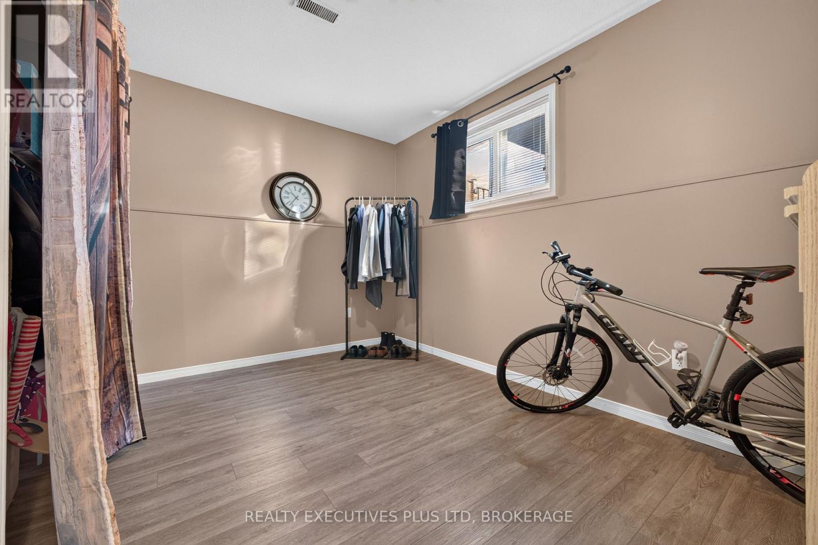 7802 Sabine Drive, Niagara Falls, Ontario  L2H 3E4 - Photo 26 - X13821444