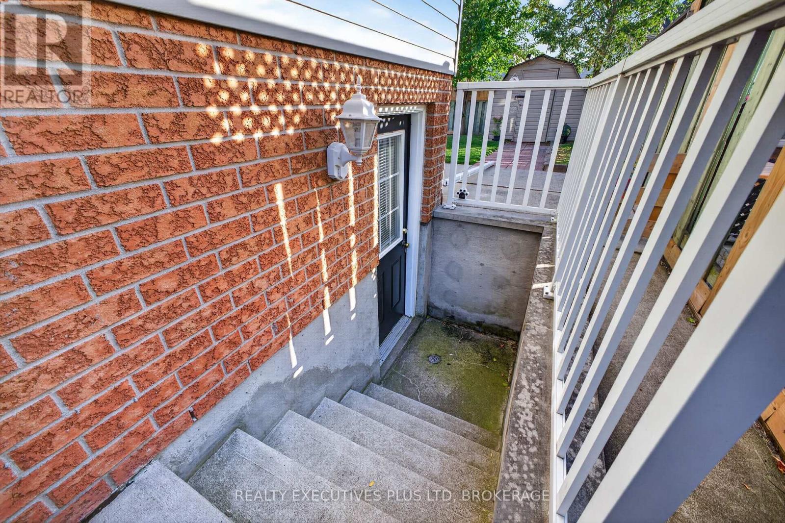 7802 Sabine Drive, Niagara Falls, Ontario  L2H 3E4 - Photo 36 - X13821444