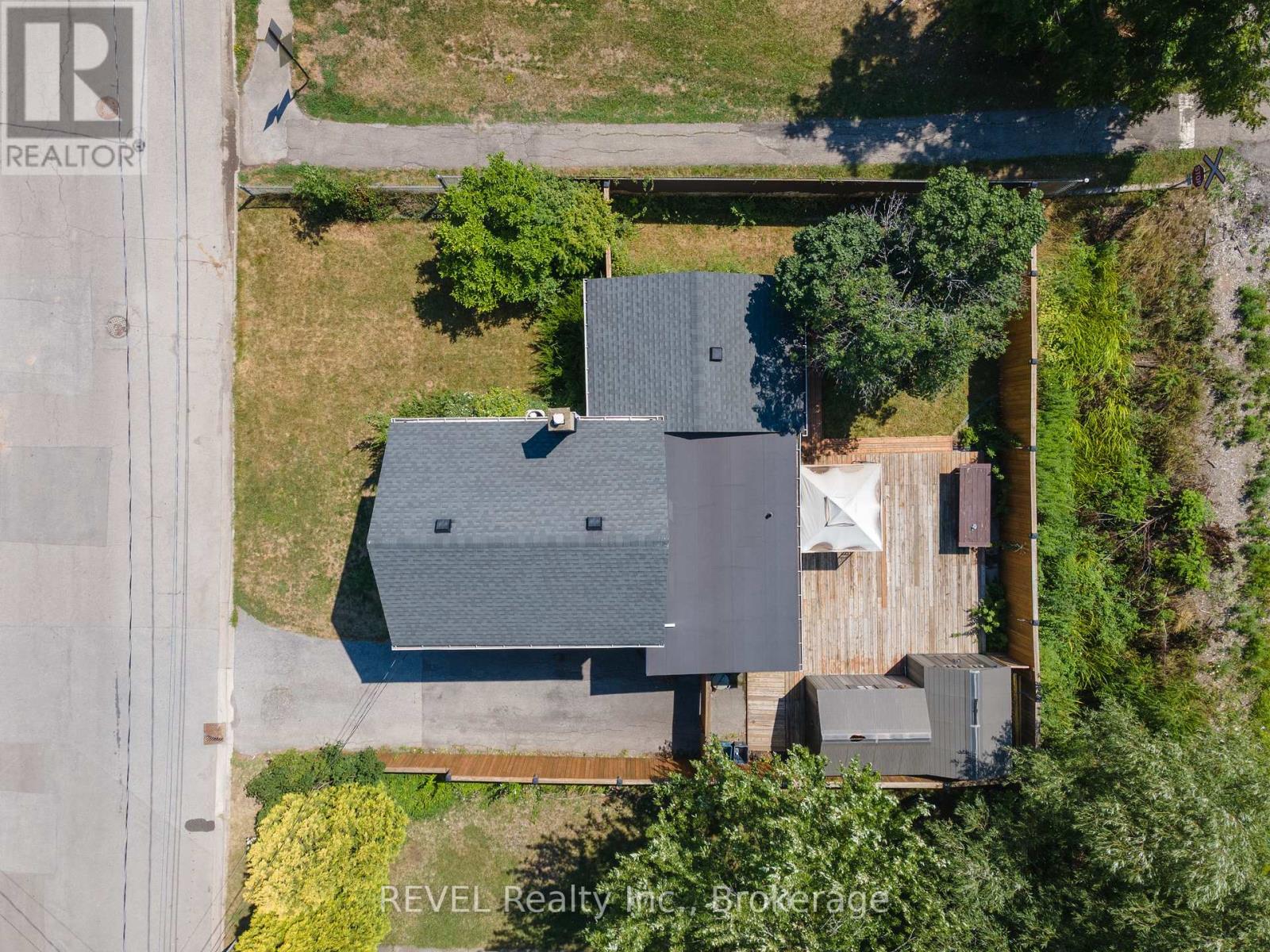 650 Deere Street, Welland, Ontario  L3B 2L8 - Photo 9 - X13821864