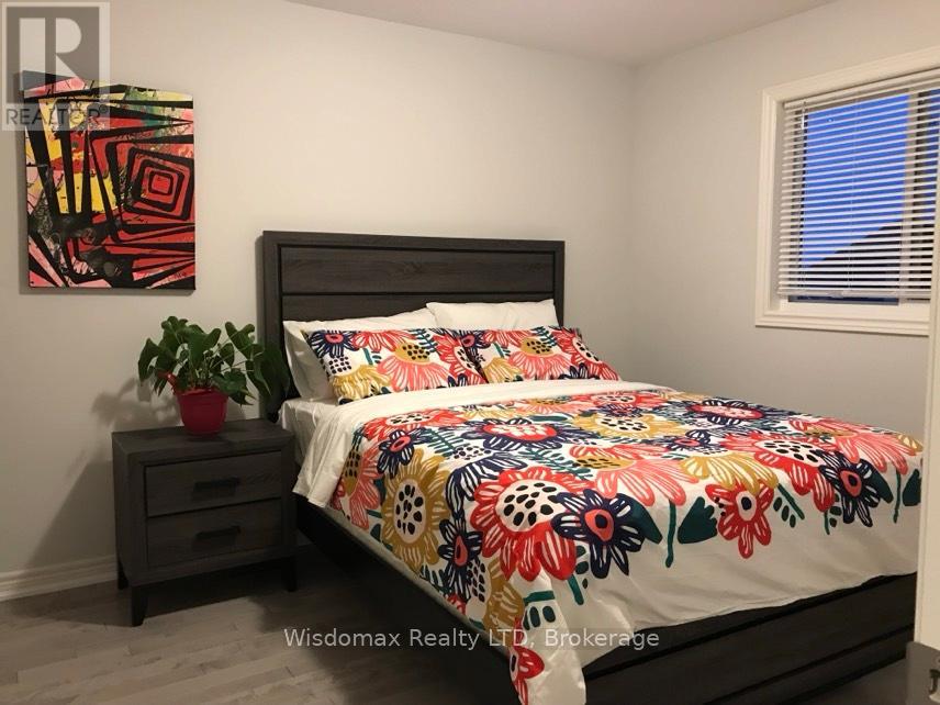 15 Winterberry Boulevard, Thorold, Ontario  L2V 5G5 - Photo 10 - X13821928