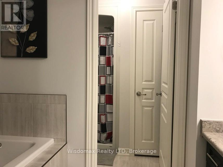15 Winterberry Boulevard, Thorold, Ontario  L2V 5G5 - Photo 15 - X13821928