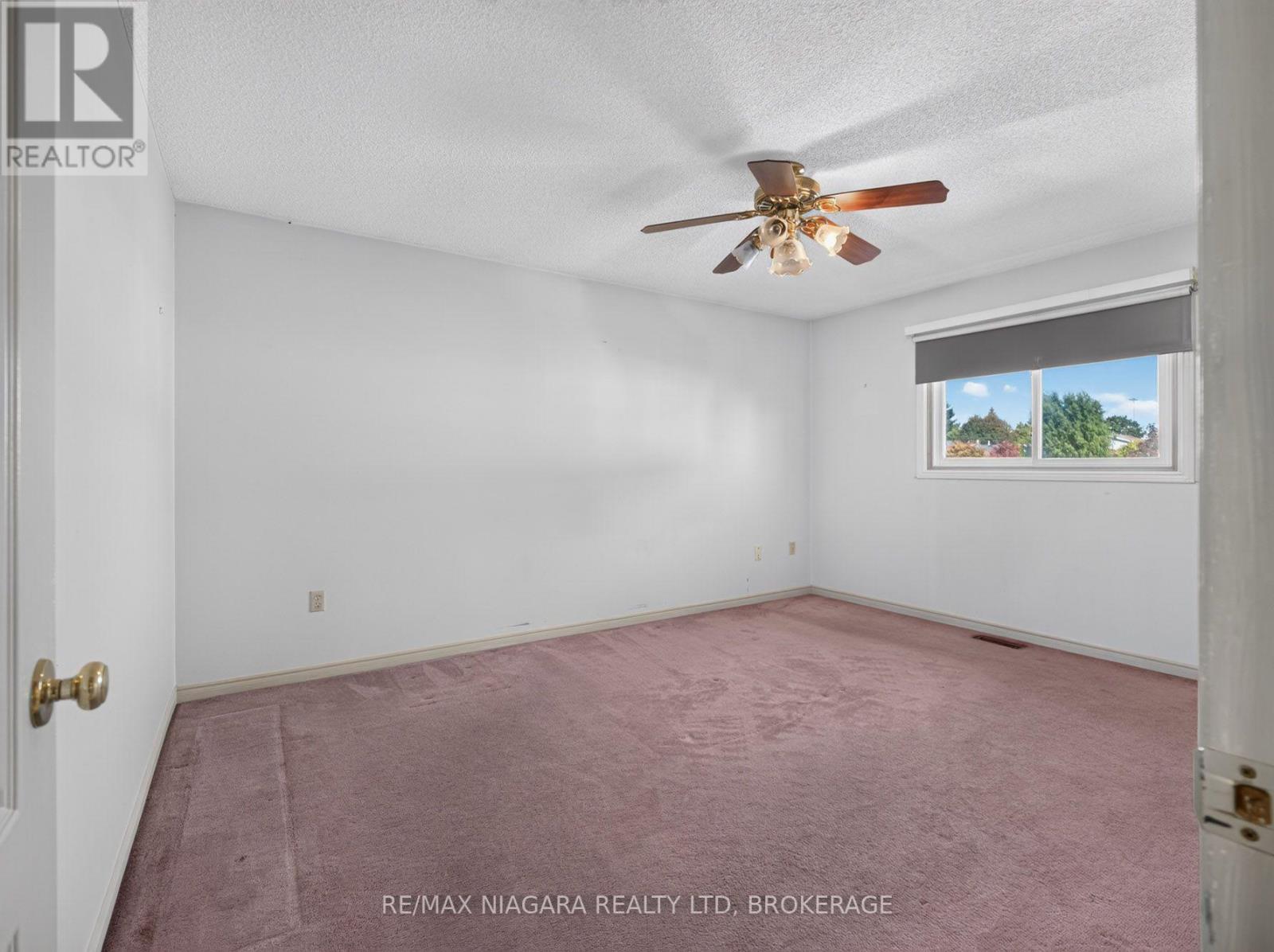 7905 Salisbury Place, Niagara Falls, Ontario  L2H 2W7 - Photo 9 - X13823586