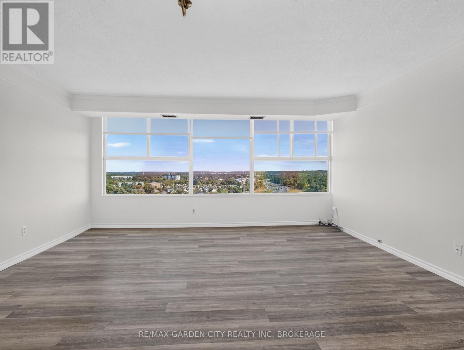 1107 - 7 Gale Crescent, St. Catharines, Ontario  L2R 7M8 - Photo 6 - X13824238