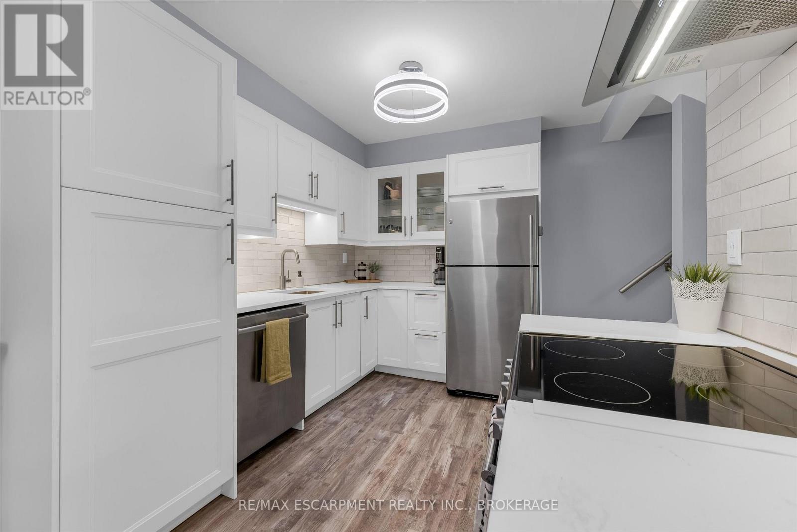 301 - 5 Viking Court, Grimsby, Ontario  L3M 3T8 - Photo 10 - X13824270