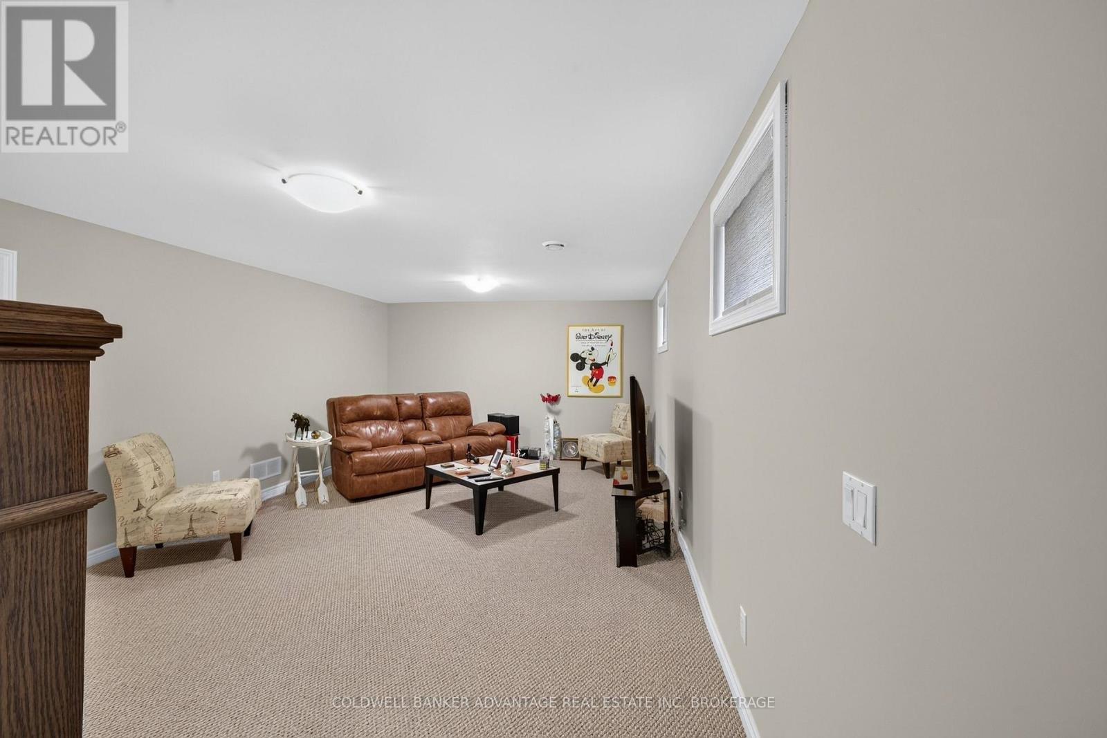 211 Classic Avenue, Welland, Ontario  L3B 0A3 - Photo 17 - X13824540