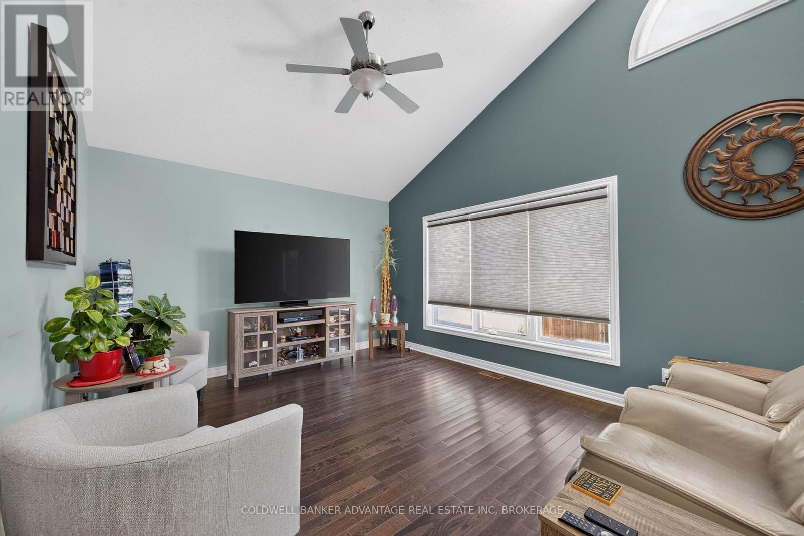 211 Classic Avenue, Welland, Ontario  L3B 0A3 - Photo 6 - X13824540