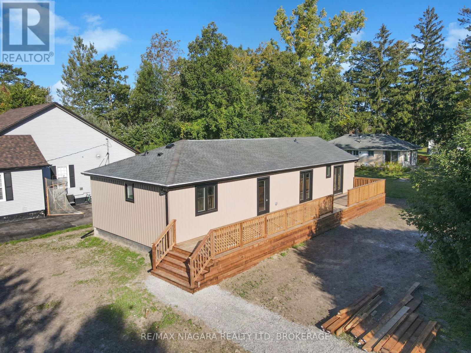 3042 BETHUNE AVENUE, Fort Erie, Ontario