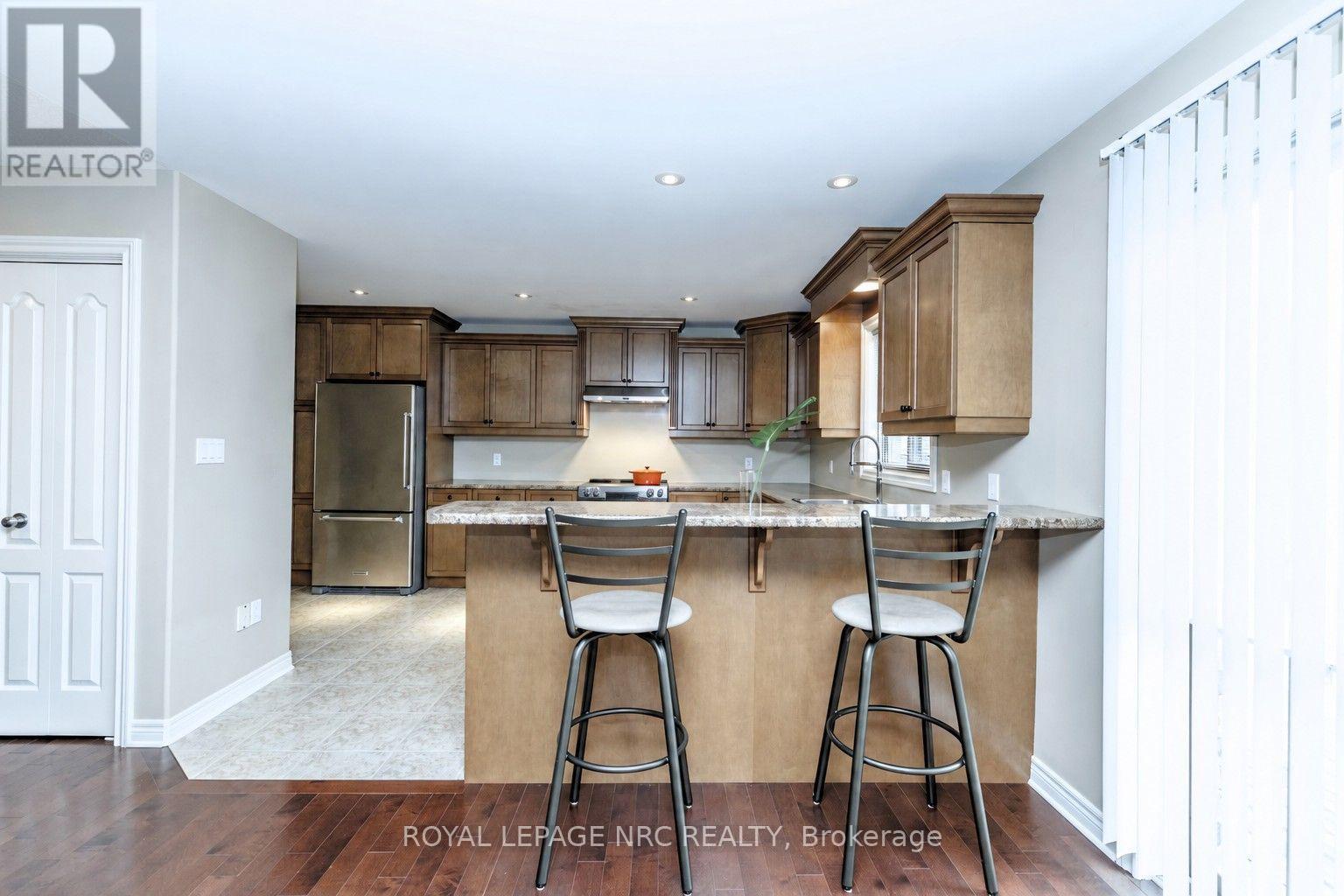 8394 Greenfield Crescent, Niagara Falls, Ontario  L2H 3J8 - Photo 13 - X13825410