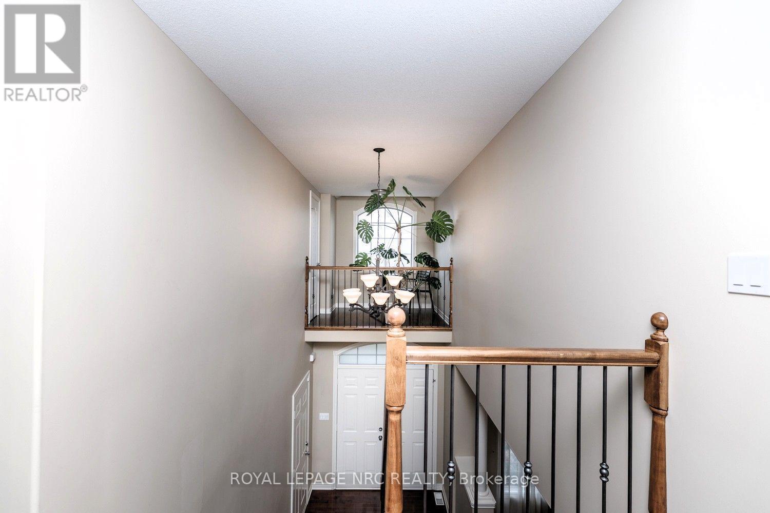 8394 Greenfield Crescent, Niagara Falls, Ontario  L2H 3J8 - Photo 18 - X13825410