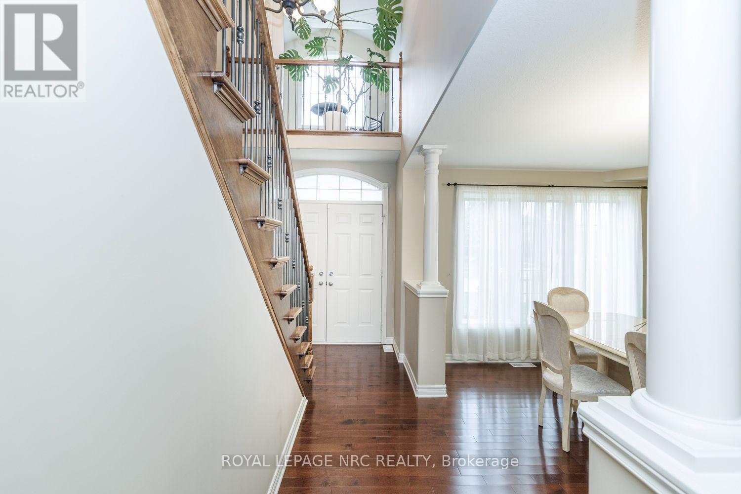 8394 Greenfield Crescent, Niagara Falls, Ontario  L2H 3J8 - Photo 5 - X13825410